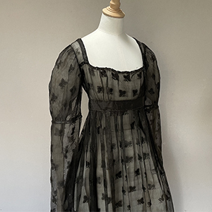 Mourning Dress c 1818