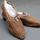 Women's shoes