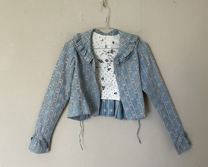 Caracao or Short Gown