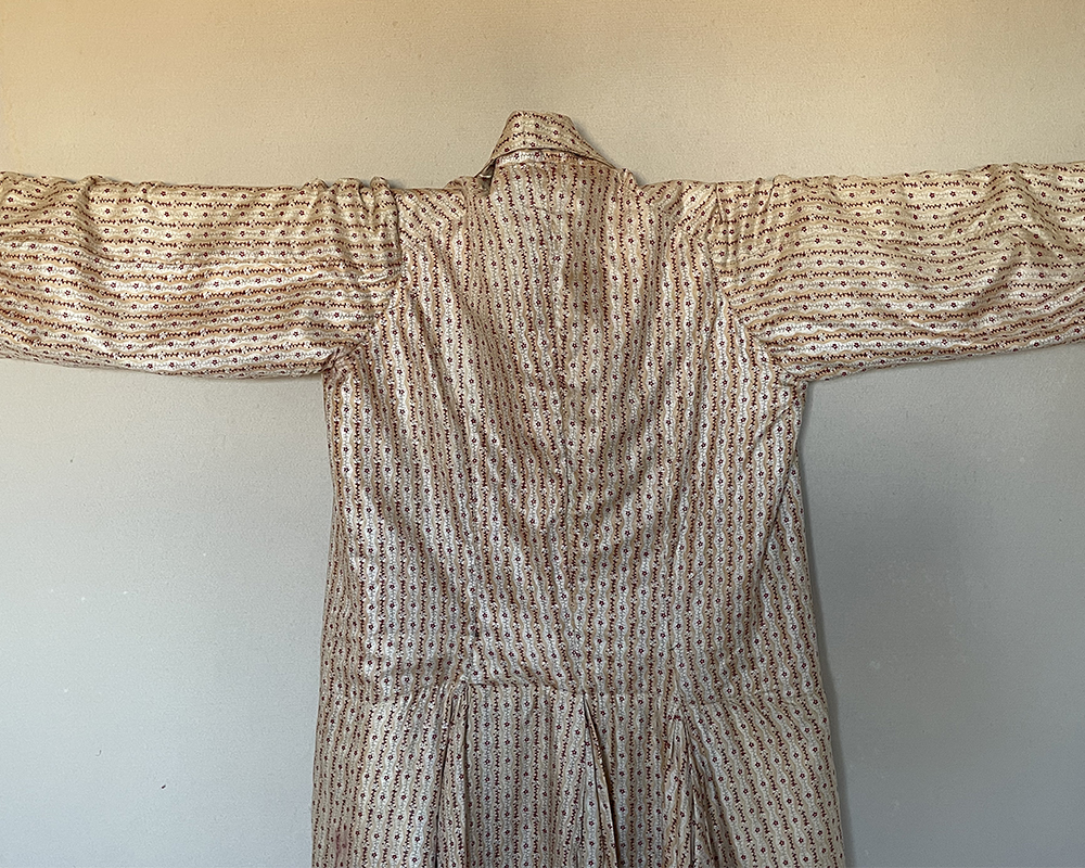 Gentleman's Dressing Robe