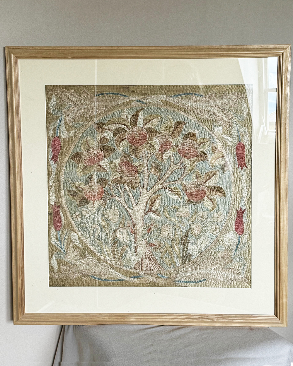 Morris & Co Apple Tree