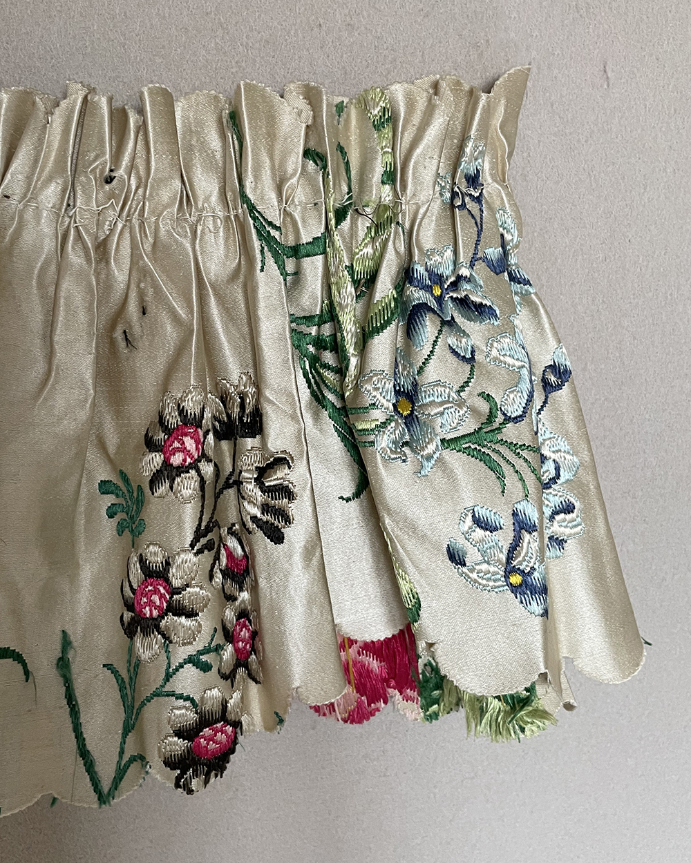 A Pair of Sleeve Ruffles