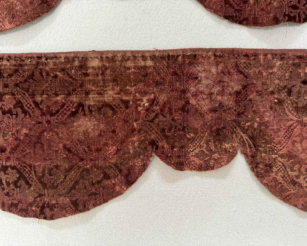 Cisele Velvet Pelmets