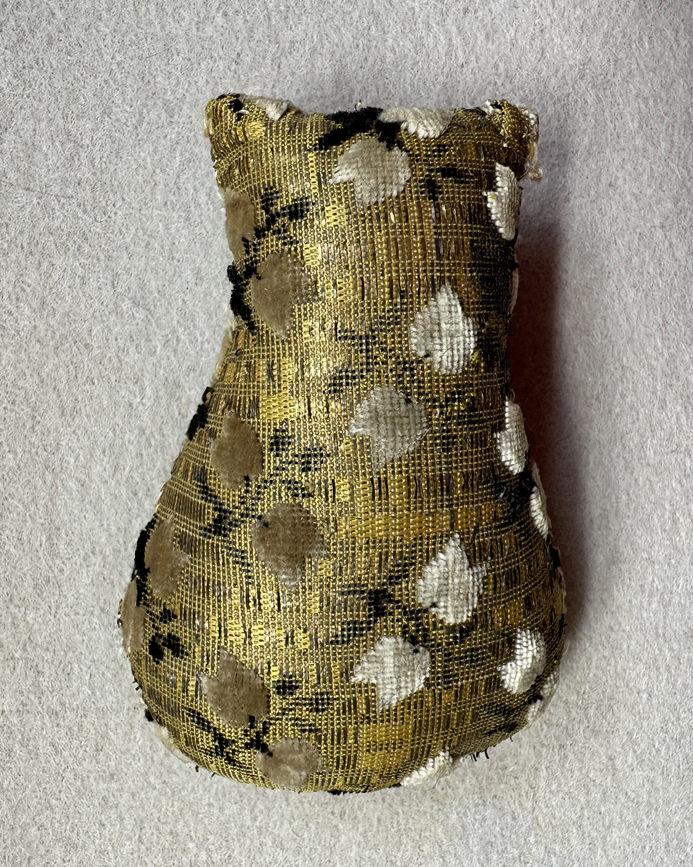 Velvet/Gold Pincushion
