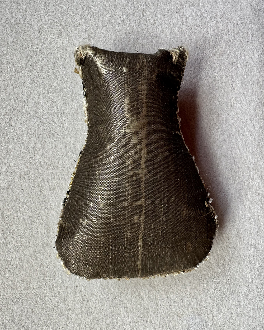 Velvet/Gold Pincushion