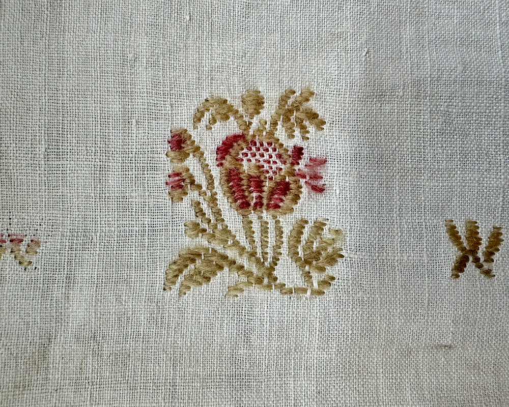 Cambrasine Linen