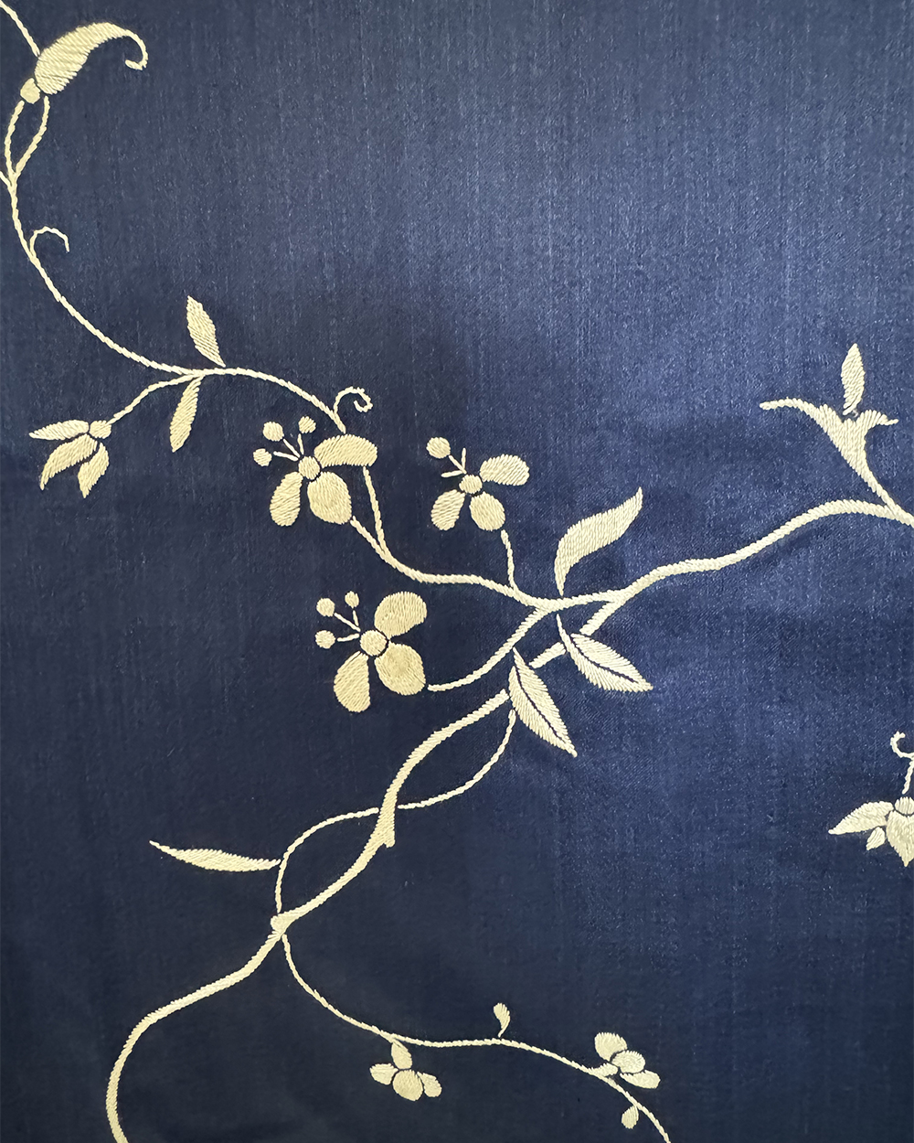 Chinese Export Embroidery