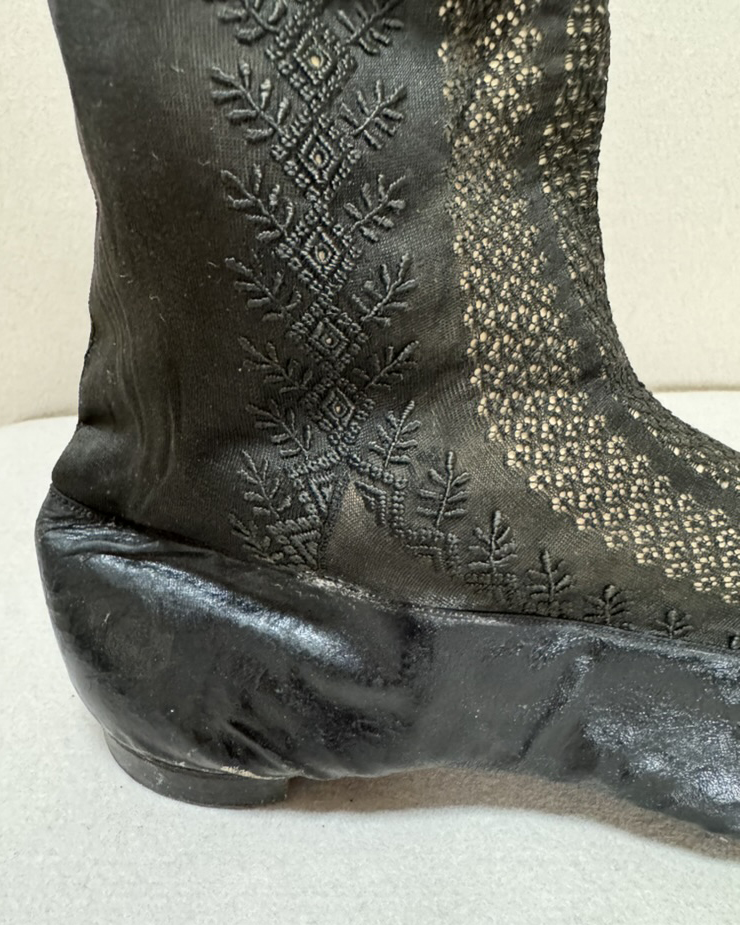 Rare Dress Opera Boots