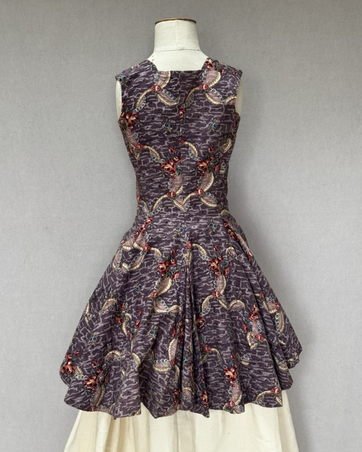 A Sleeveless Caracao