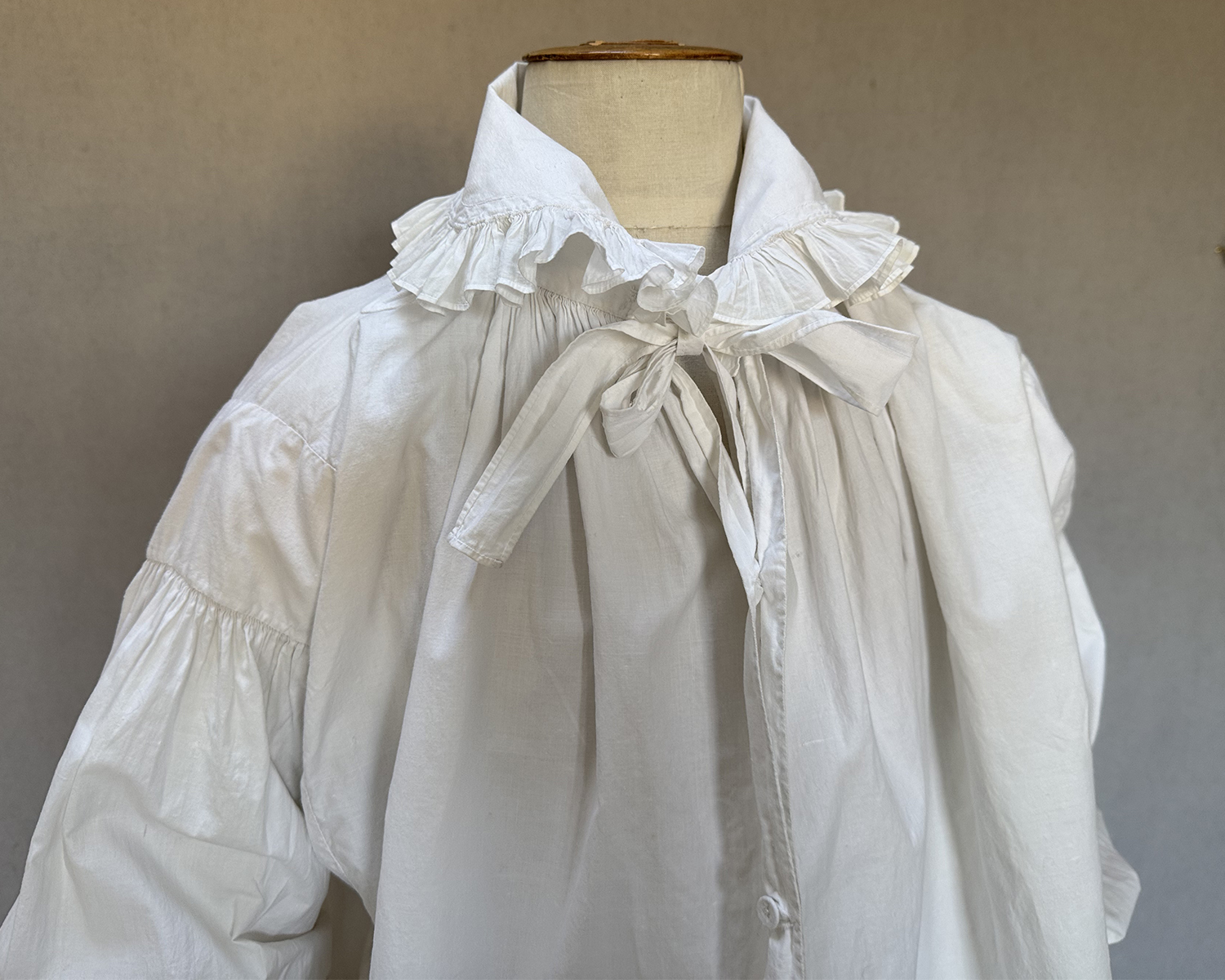Women's Powdering Shirt