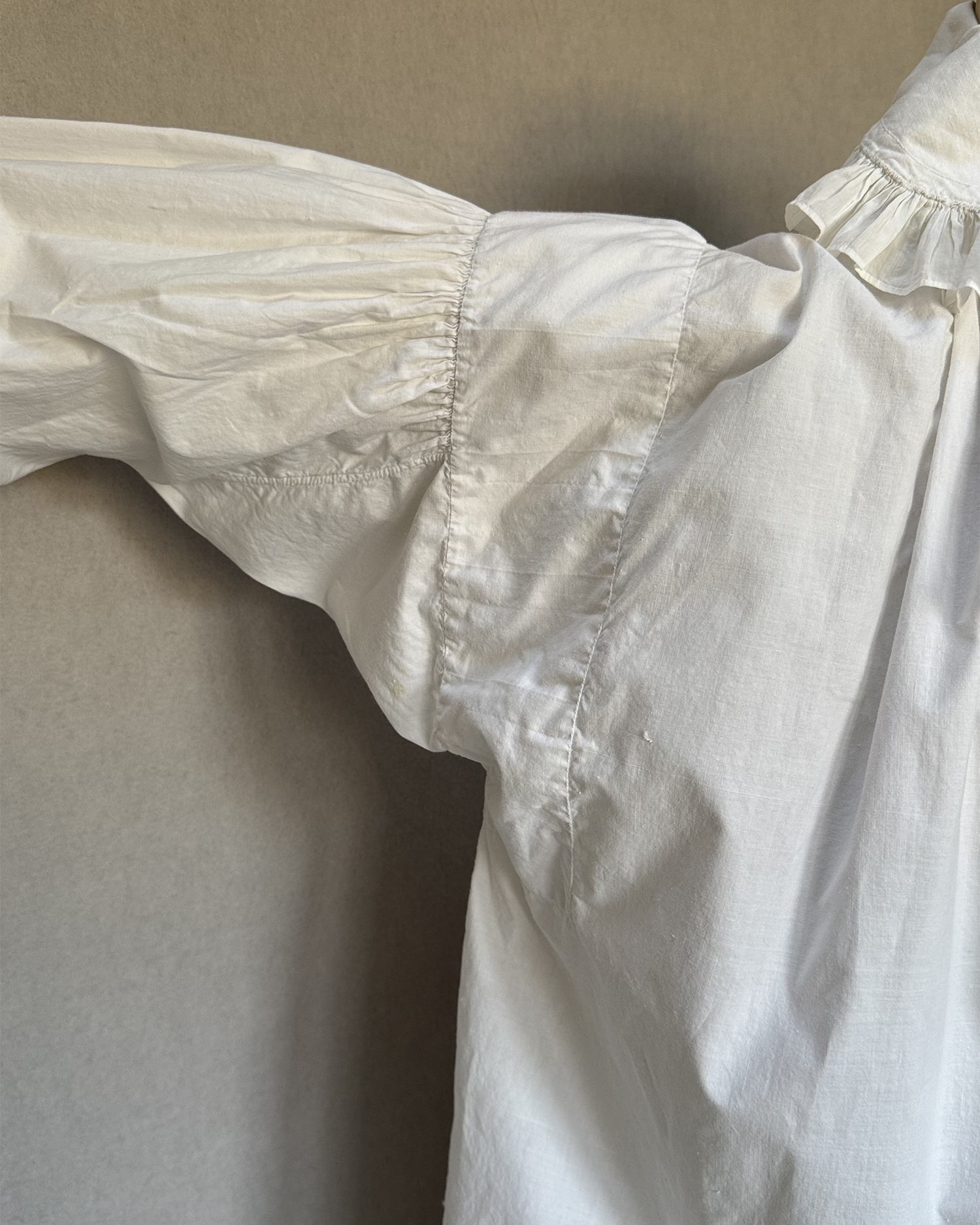Women's Powdering Shirt