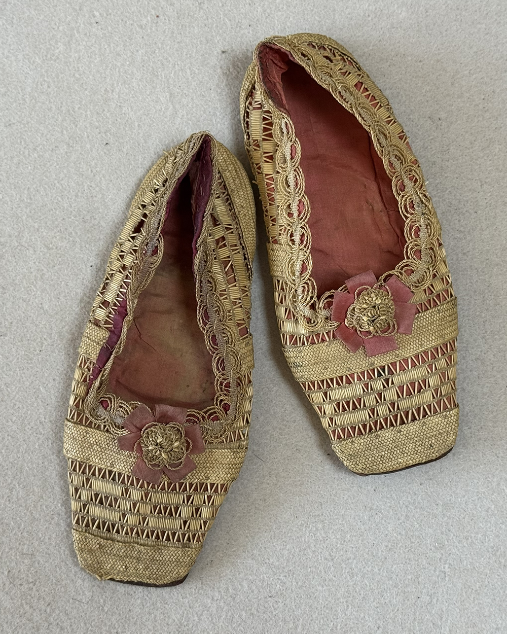 Italian Girl's Straw Shoes