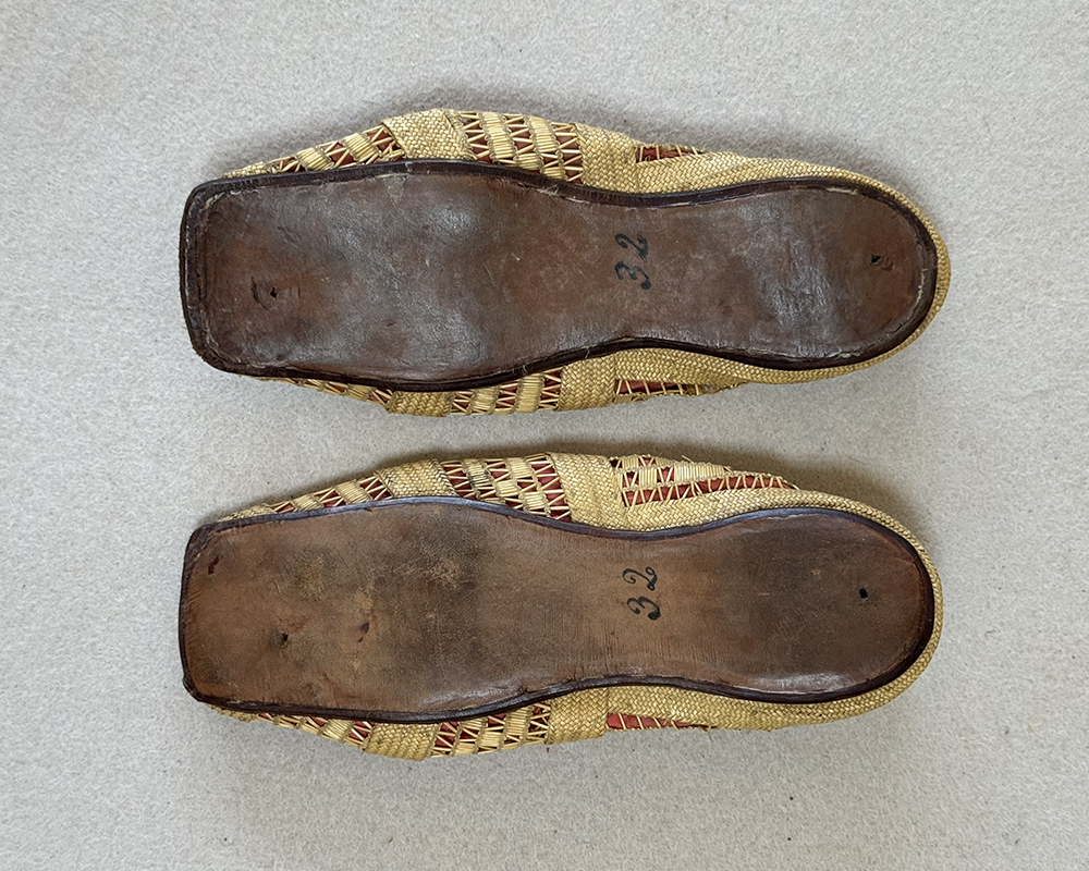 Italian Girl's Straw Shoes