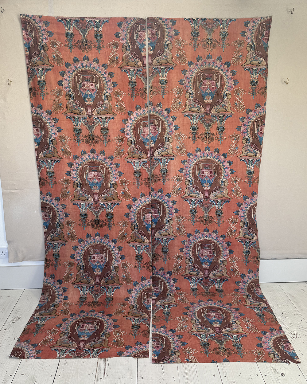 4 lengths Egyptian Revival