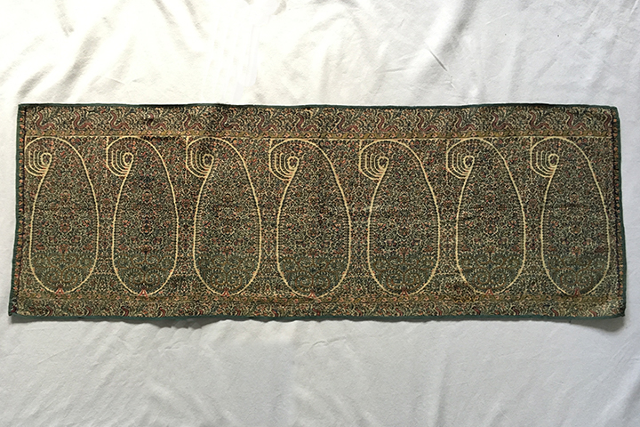 Kashmir Shawl Border