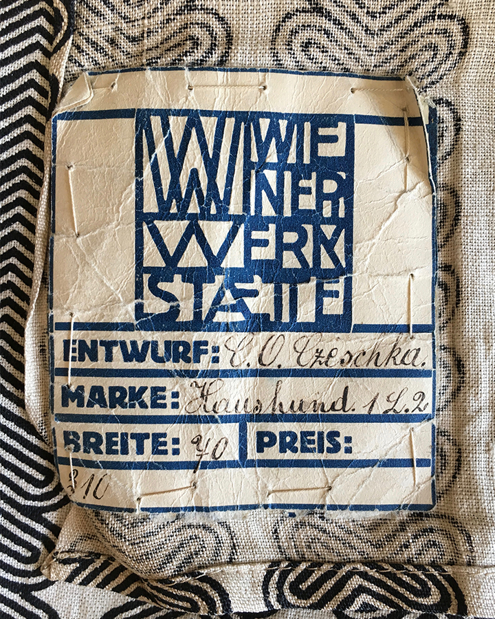 Haushund by Carl Otto Czescha