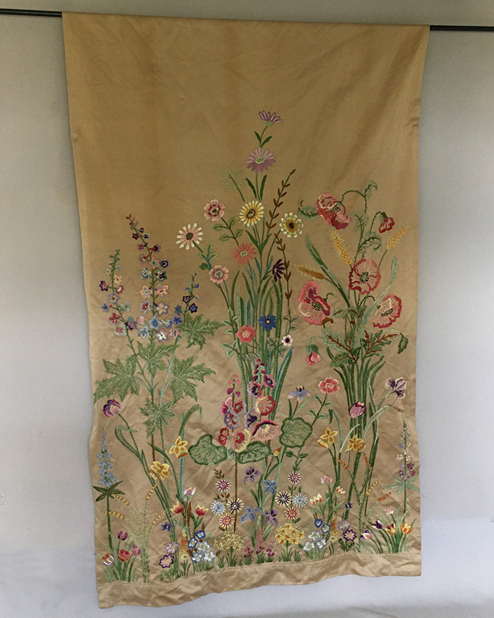 Cottage Garden Hangings