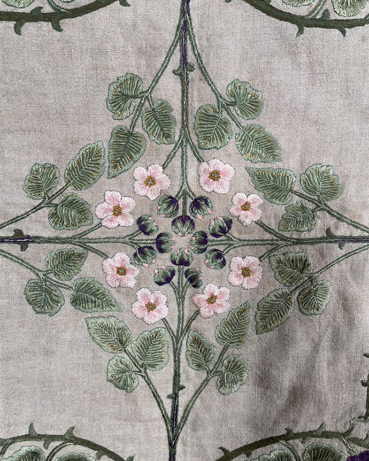 Embroidery & the Arts & Crafts Movement –