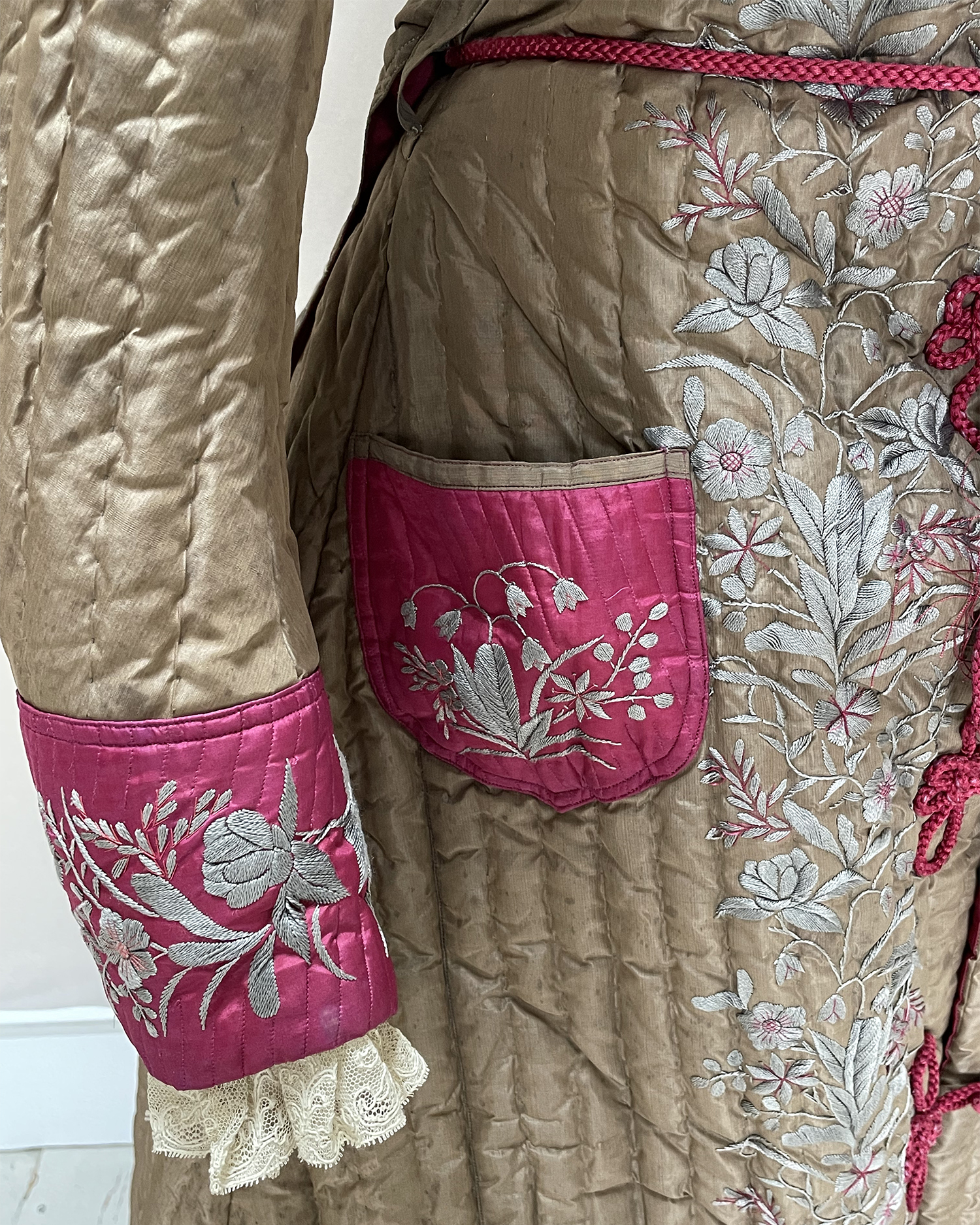 Japanese Export Robe