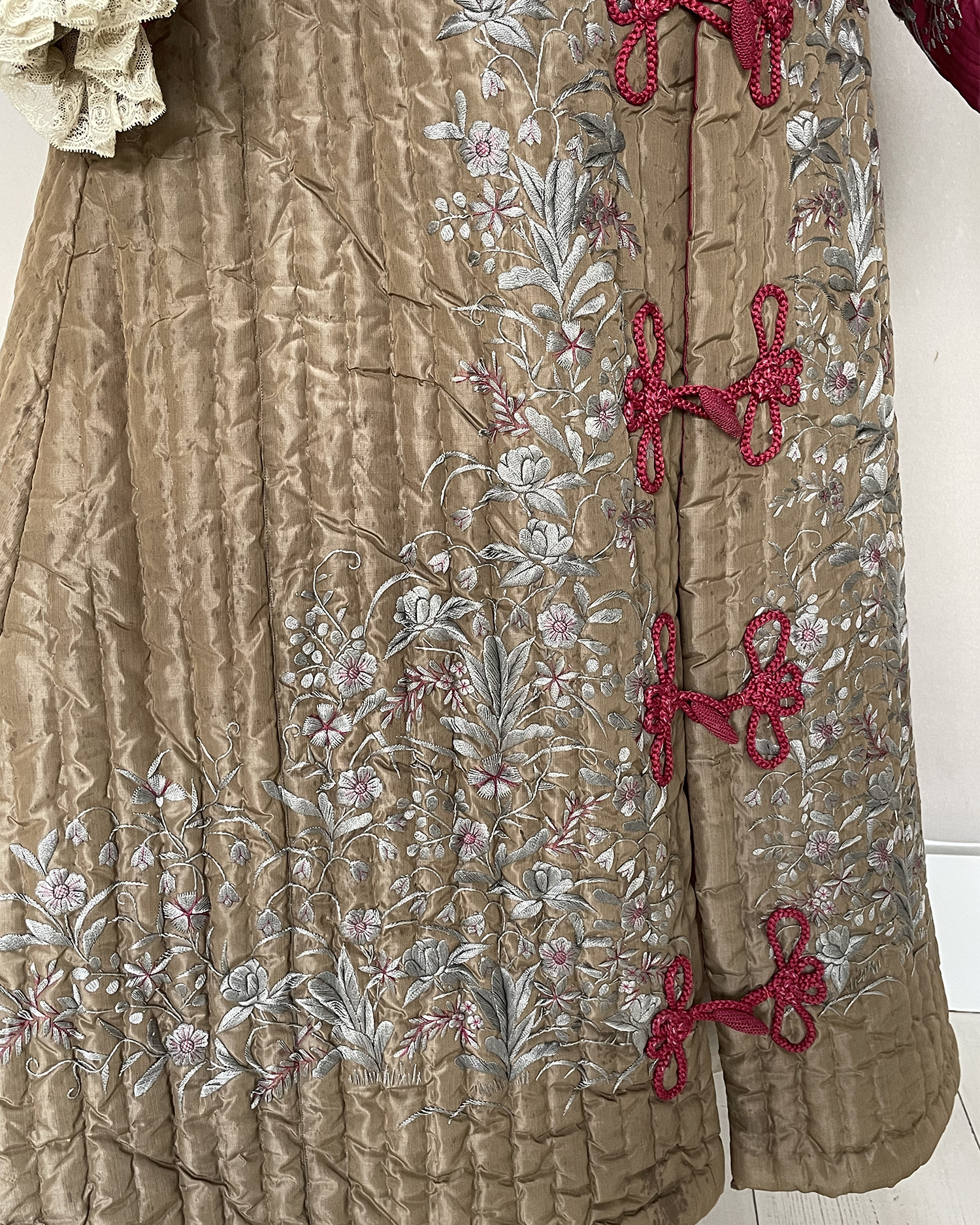 Japanese Export Robe