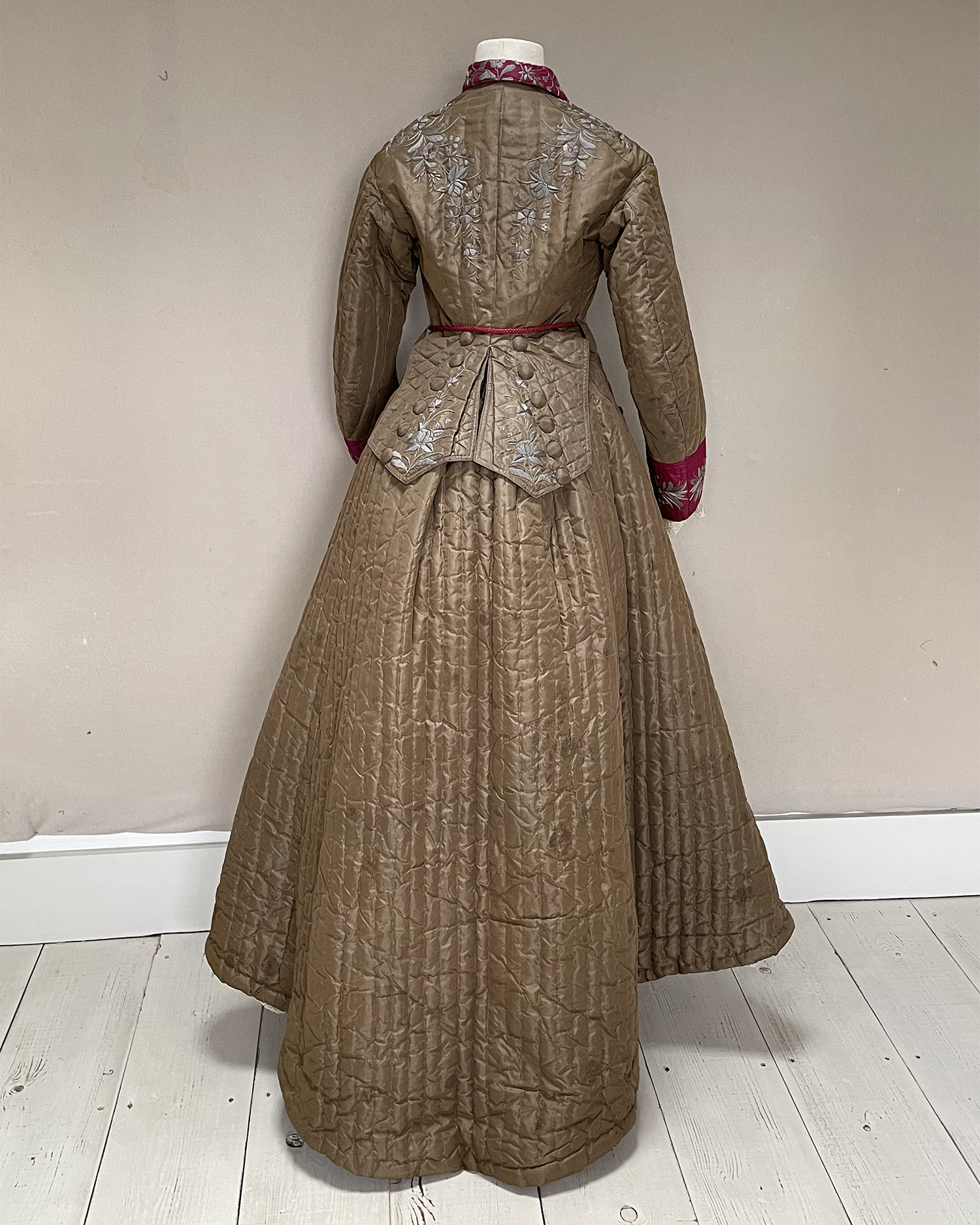 Japanese Export Robe