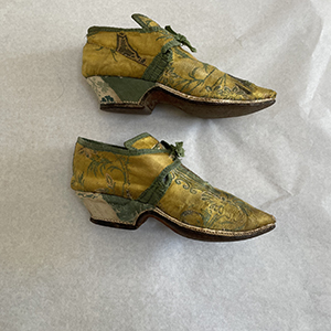 Girl's Brocade Shoes 1715/1730s