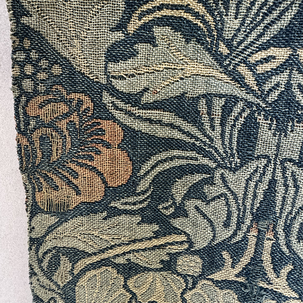 Morris <em>Tulip & Rose</em> C