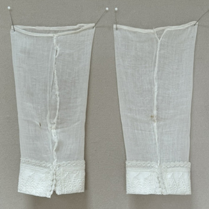 Embroidered Undersleeves
