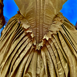 Amber Polonaise Robe 1775-85