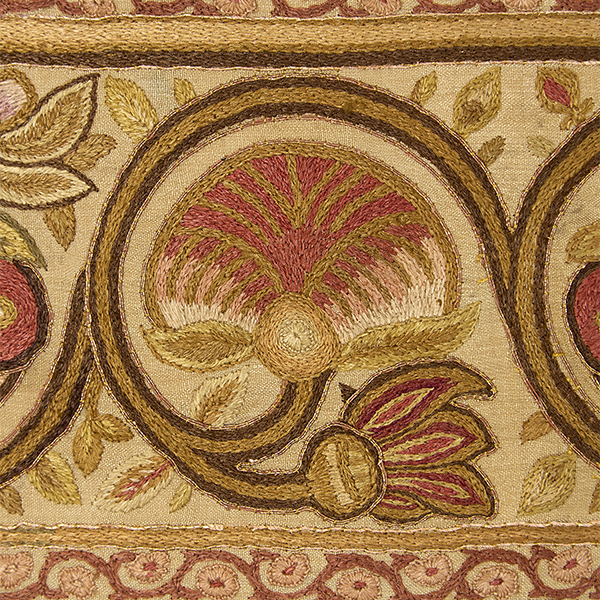 Leek <EM>Tanjore</EM> Lotus