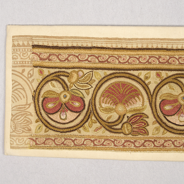 Leek <EM>Tanjore</EM> Lotus