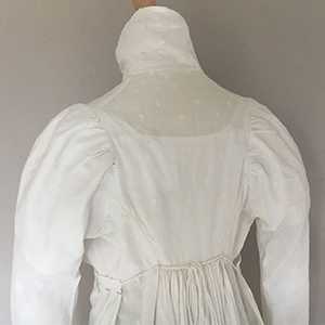 Habit dress