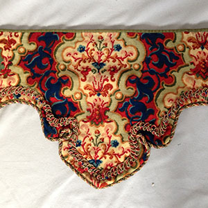 Shaped Pelmet