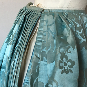 RARE Chinese Export Skirt