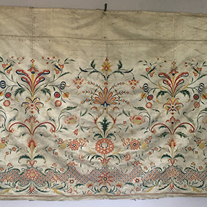 Rare Macao Export Skirt