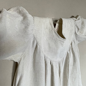 Artistic Linen Smock c 1900