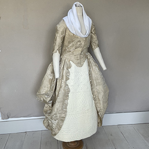 Robe a l'Anglaise 
